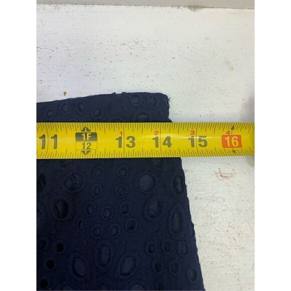 J Crew The Pencil Skirt Navy Eyelet Size 0 - Picture 8 of 9
